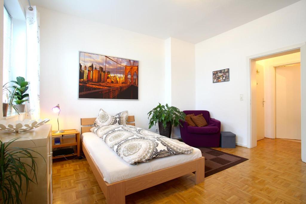 Private Apartments Near Exhibition Center Hannover Room photo