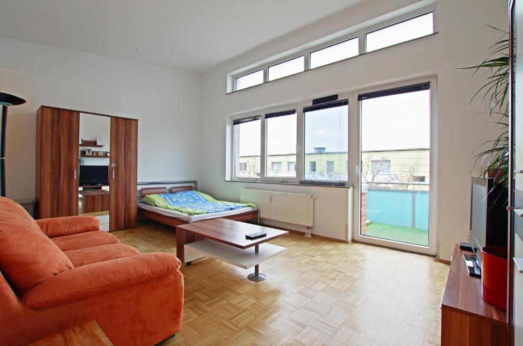 Private Apartments Near Exhibition Center Hannover Room photo