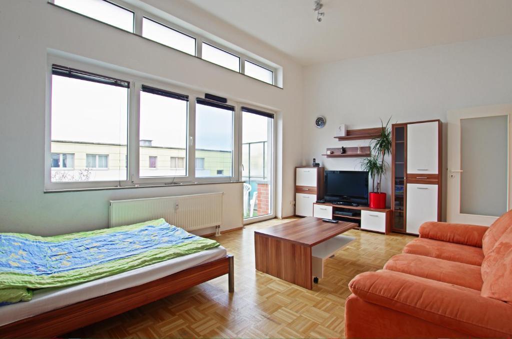 Private Apartments Near Exhibition Center Hannover Room photo