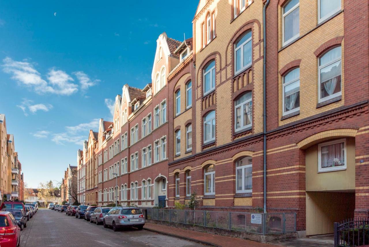 Private Apartments Near Exhibition Center Hannover Exterior photo